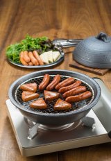 画像: 【送料無料】陶器の燻製も出来るパーティ鍋（２人用）